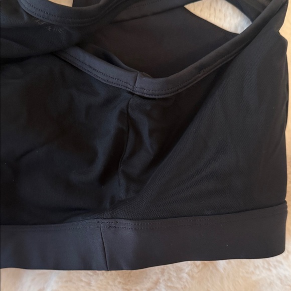 ALO Yoga Black Cutout Sports Bra - Picture 6 of 7